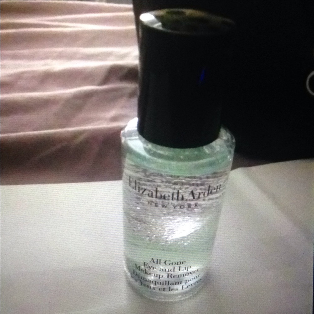 Elizabeth Arden Makeup Remover